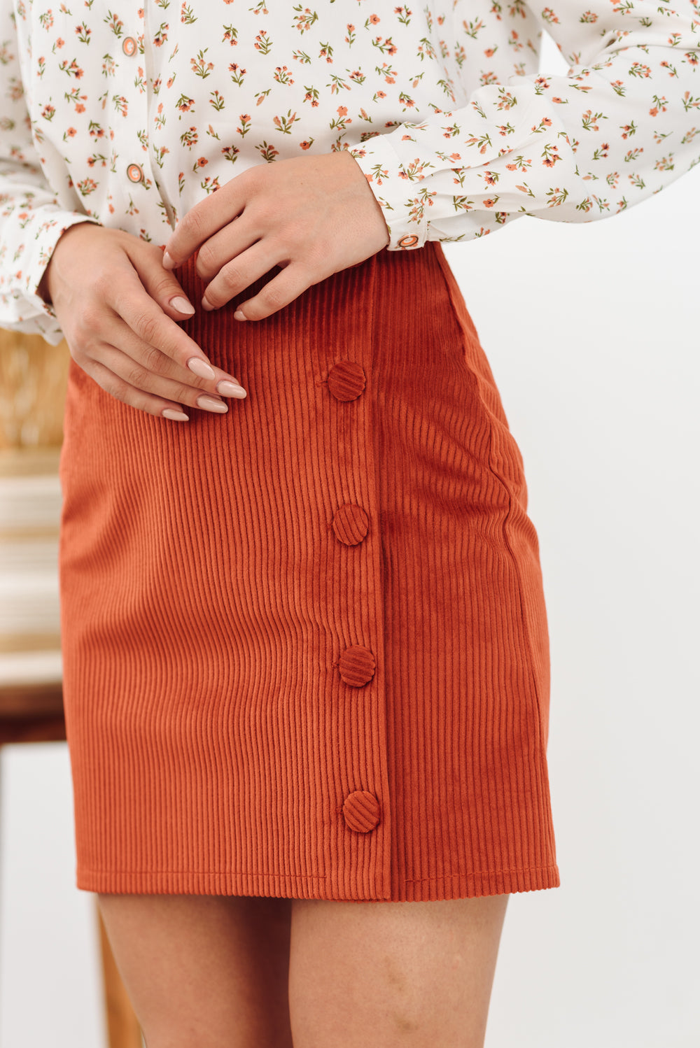 Mini jupe AZURI en velours - roux